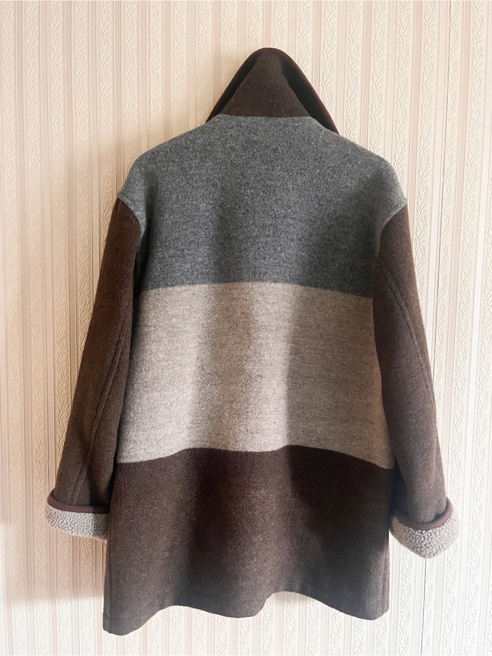 Vintage Gallery Womens Brown & Gray Wool-Blend Pea Coat with Sherpa Collar warm
